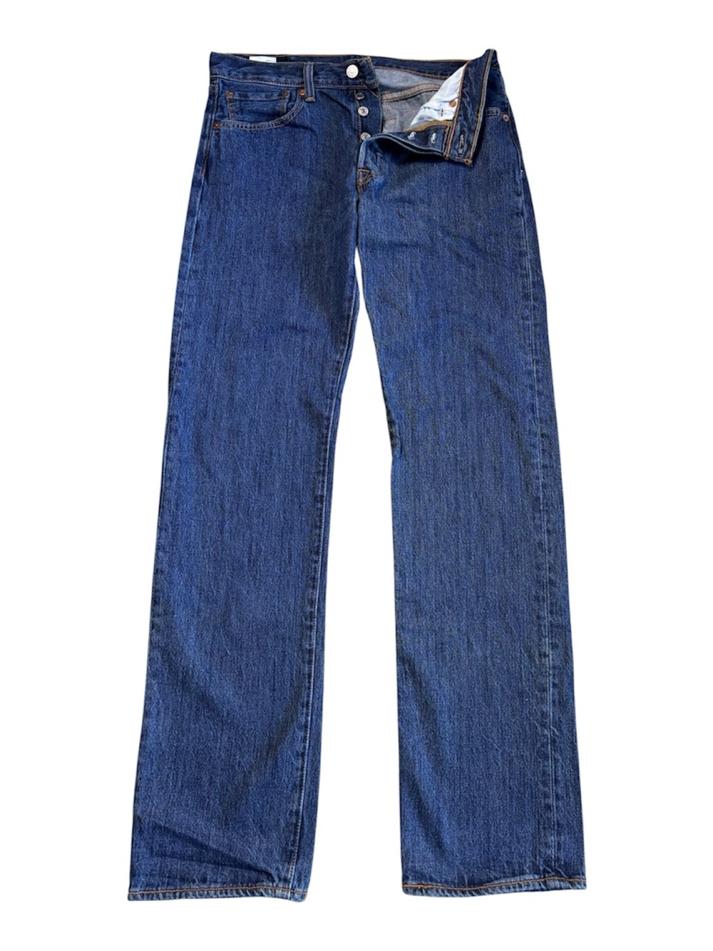 Men's Levi 501 32x34 straight leg jeans with traditional button-fly closure.